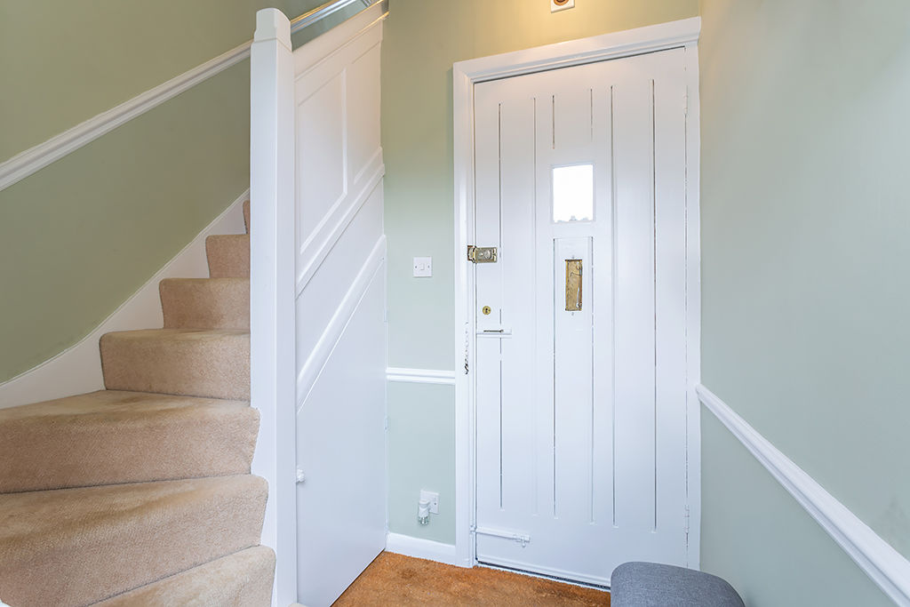 Lobby- click for photo gallery